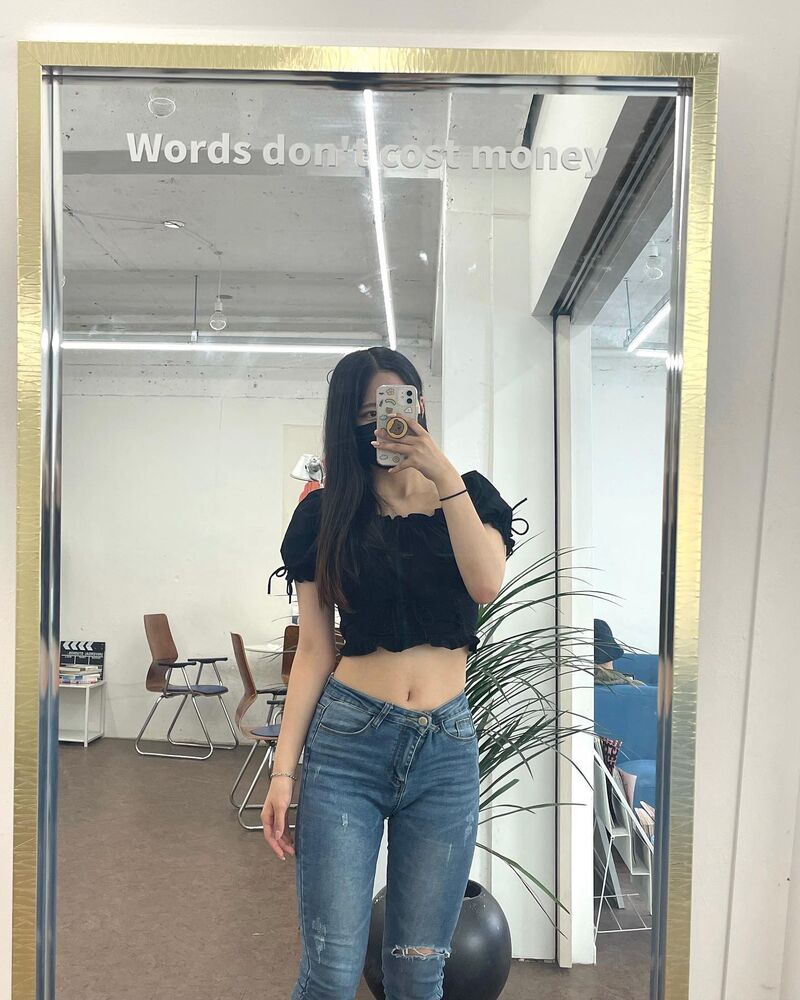 thumb.jpeg-41.jpg